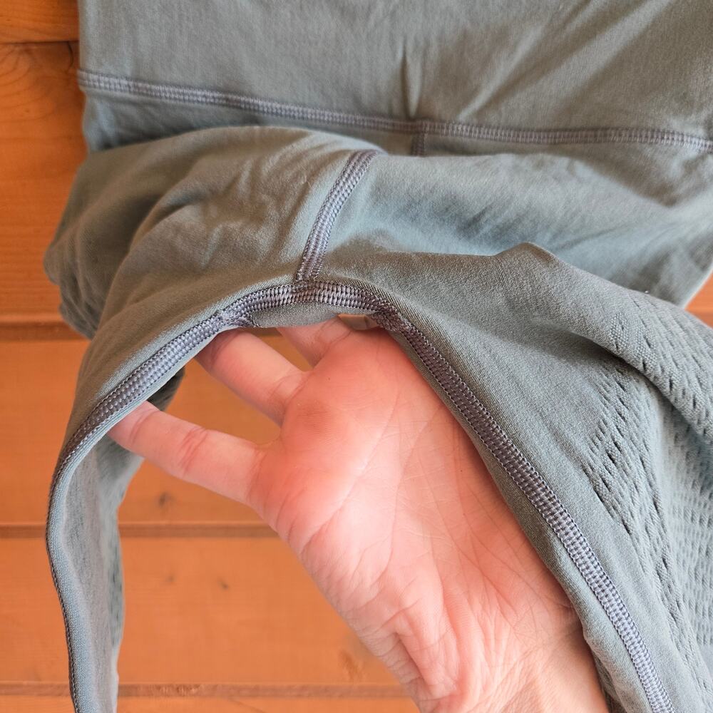 Lululemon Reveal Short Digital Rain Tidewater Teal 4 Athleisure Mesh Bike Yoga - Picture 7 of 7